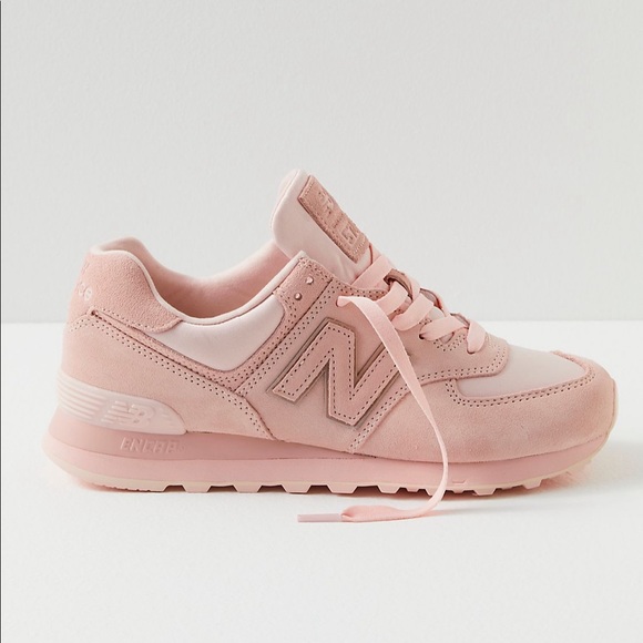 New Balance Women Sneakers - Picture 2 of 10